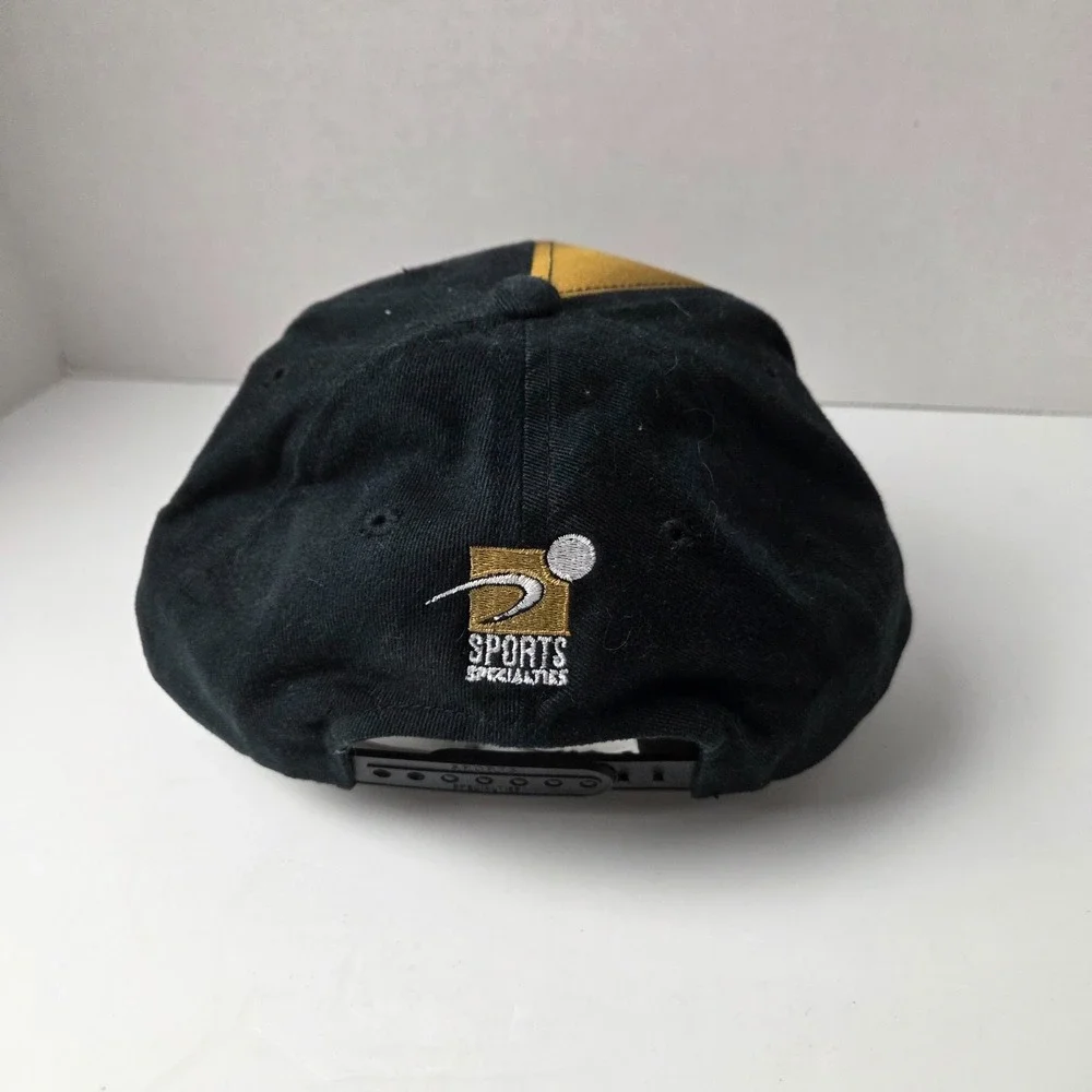 Vintage Chicago Bulls Hat Cap NBA Champions 1997 Sports Specialties Basketball